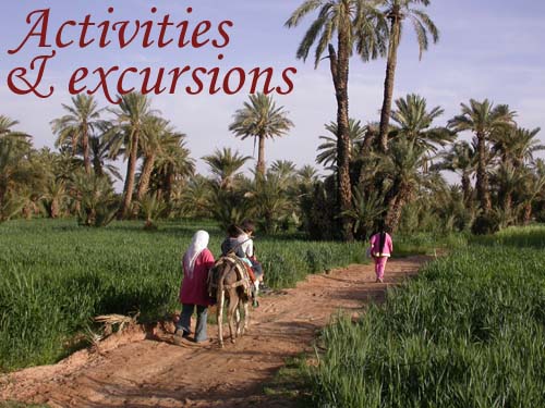 Excursions dans la palmeraie d'El Khorbat, sud du Maroc.