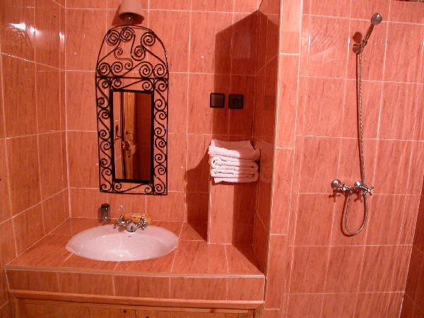 Bathroom of guest house El Khorbat in Todra valley.