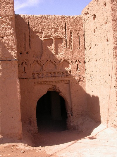 Puerta monumental del ksar Talalt, Tinejdad.