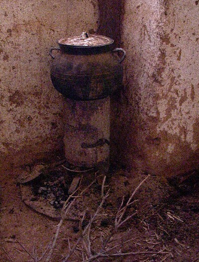 Agua caliente en un molino de aceite de Marruecos.