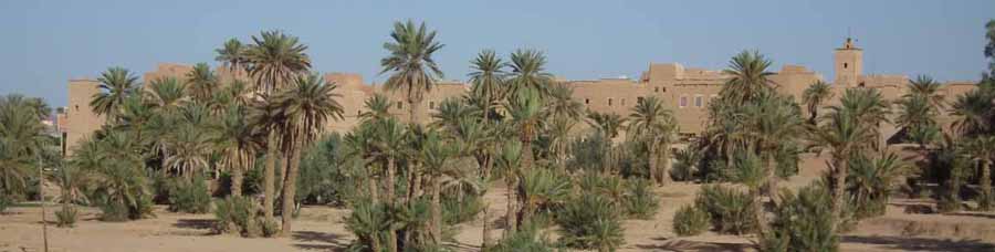 Muralla del ksar El Khorbat, a la vall del Todra.